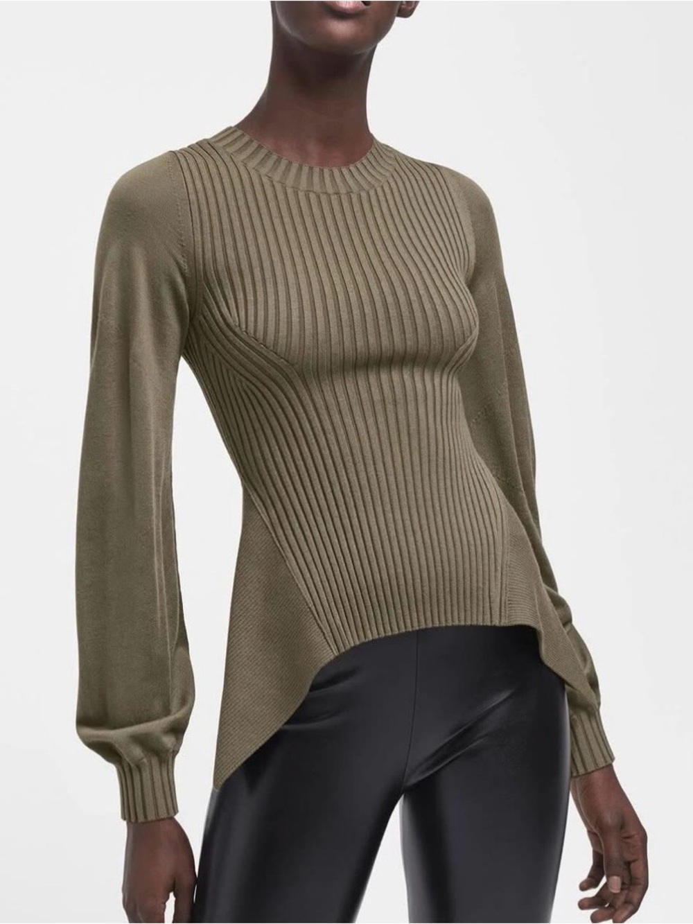 Wolford Montana Pullover Sweater Khaki Green Ribbed Knit Asymmetrical Hem Wool